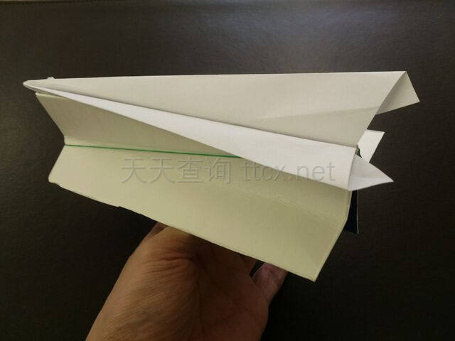纸飞机-11